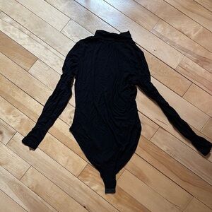 Elegant Black Long Sleeve Women's Top